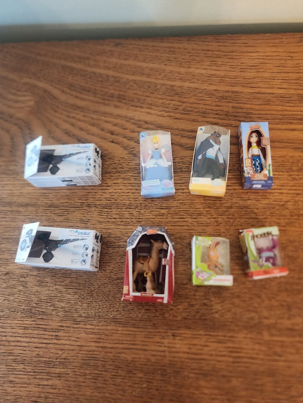 Zuru Mini/Disney Mini Figures